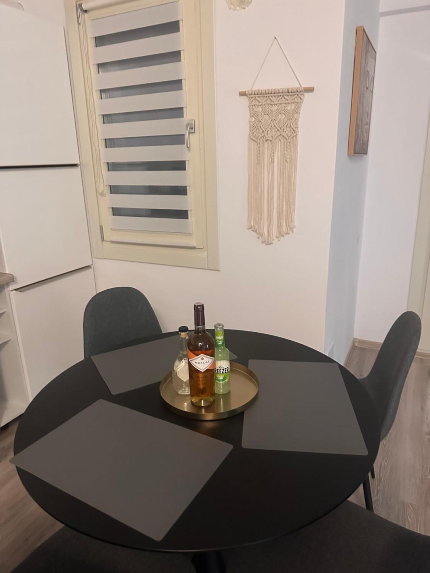 Luxury Bucovina Apartment Gura Humorului Ngoại thất bức ảnh