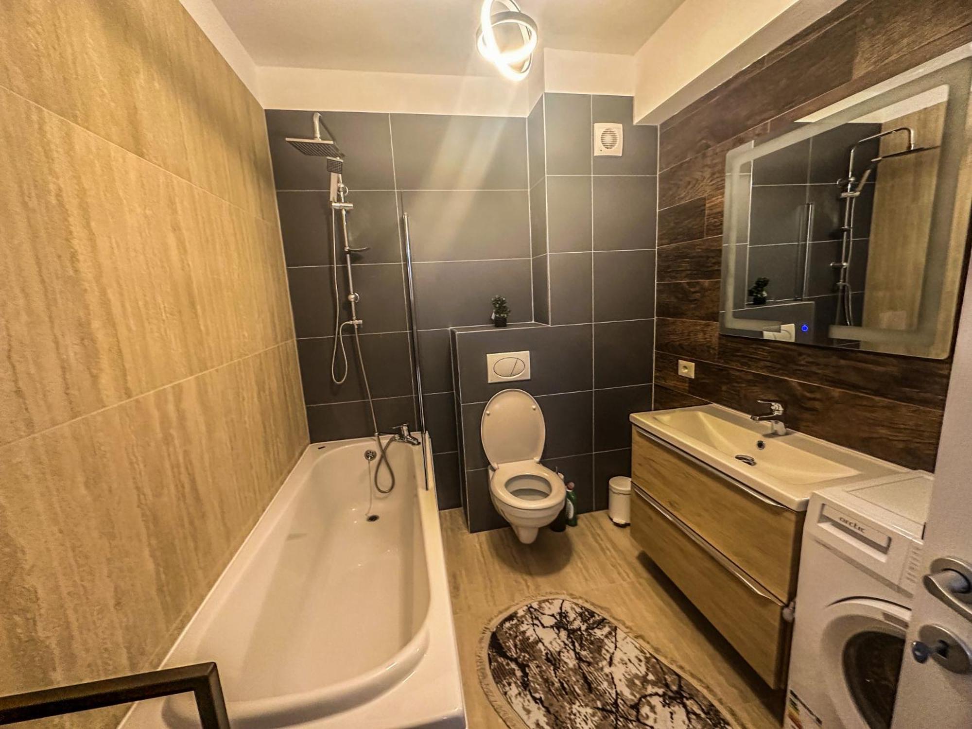 Luxury Bucovina Apartment Gura Humorului Ngoại thất bức ảnh