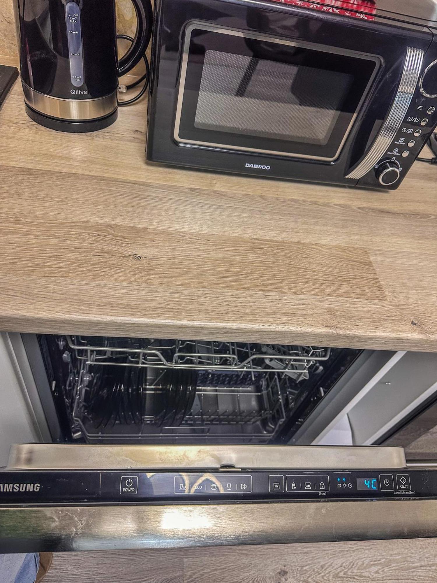 Luxury Bucovina Apartment Gura Humorului Ngoại thất bức ảnh